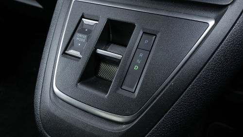 PEUGEOT E-TRAVELLER ELECTRIC ESTATE 100kW Combi Standard [9 Seat] 75kWh 5dr Auto view 17